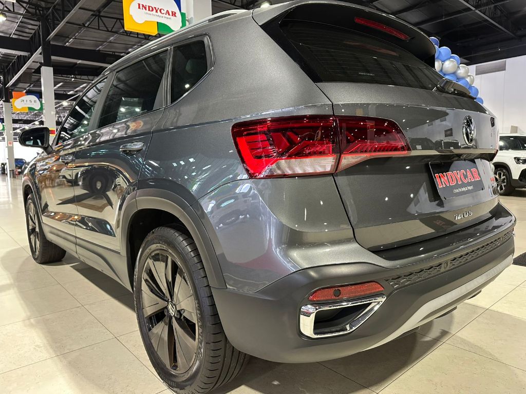 TAOS Highline 1.4 250 TSI Flex Aut. — foto 26