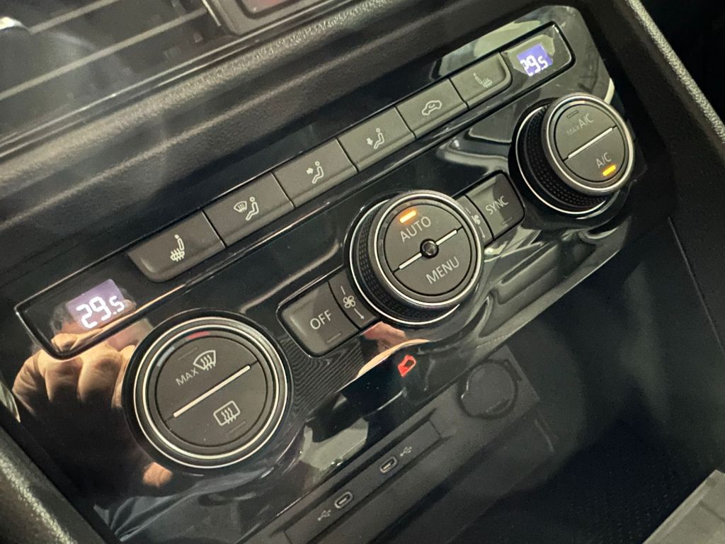 TAOS Highline 1.4 250 TSI Flex Aut. — foto 14