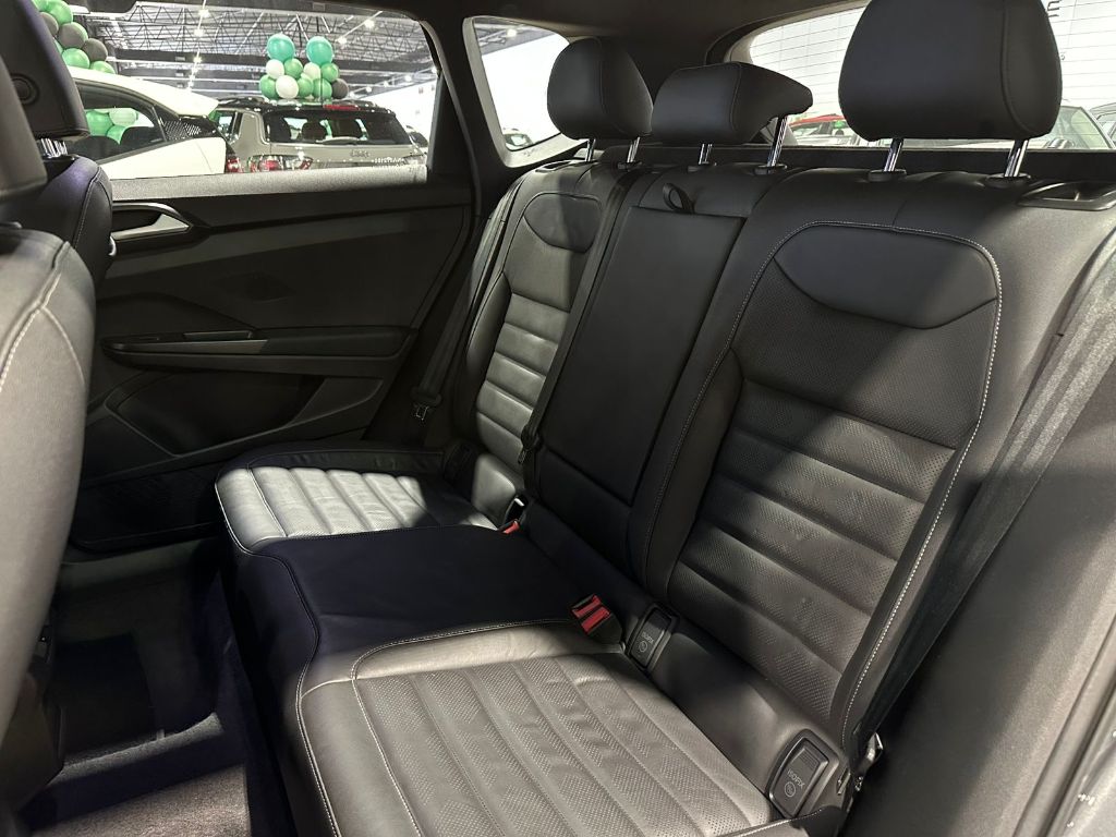 TAOS Highline 1.4 250 TSI Flex Aut. — foto 22