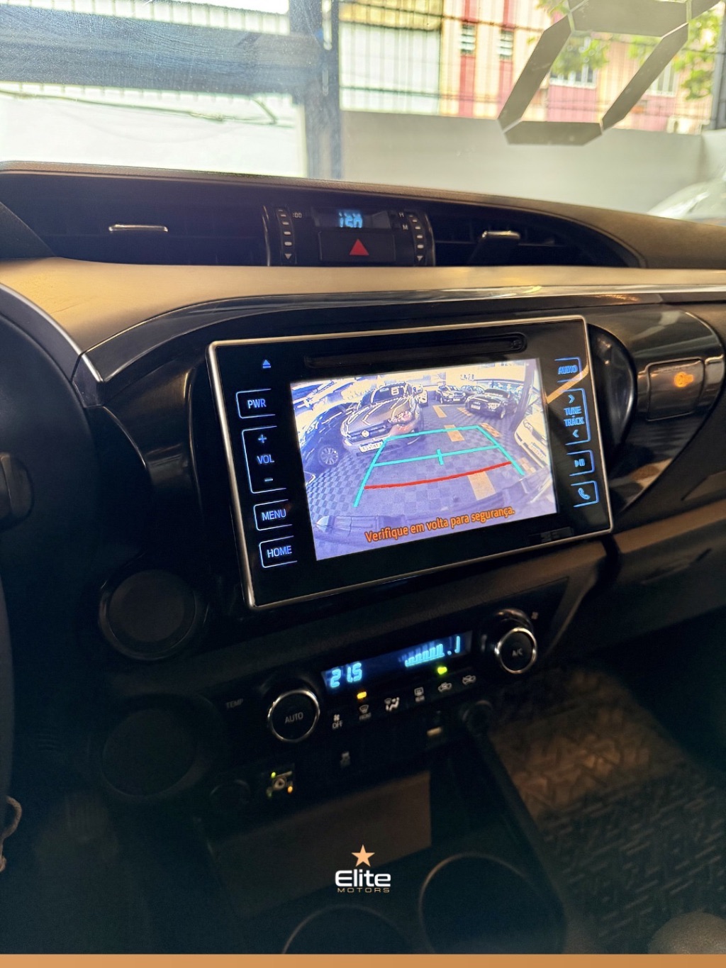 Hilux CD SRV 4x2 2.7 Flex 16V Aut. — foto 9