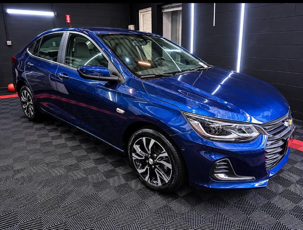 ONIX SED. Plus PREM. 1.0 12V TB Flex Aut — foto 1