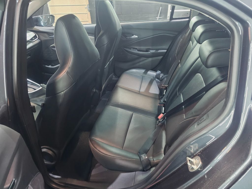 ONIX HATCH PREM. 1.0 12V TB Flex 5p Aut. — foto 9