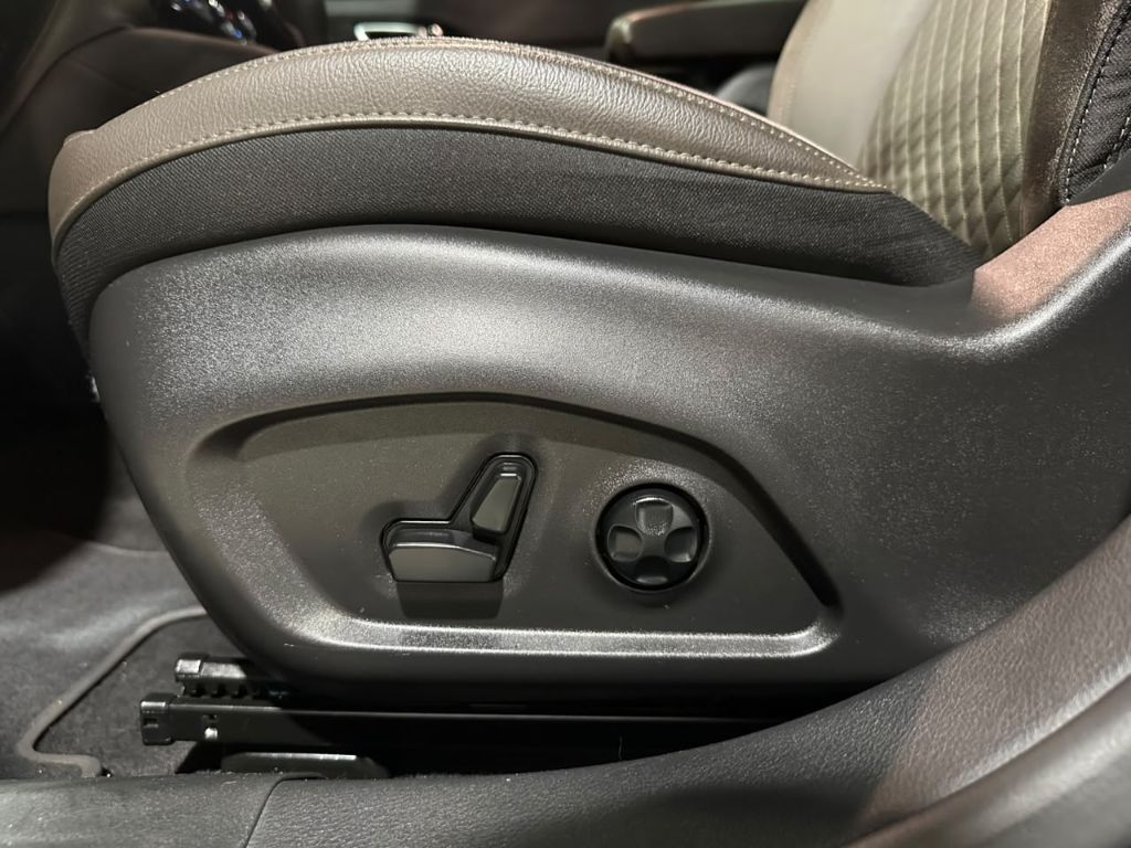 Commander Overland T270 1.3 TB Flex Aut. — foto 20