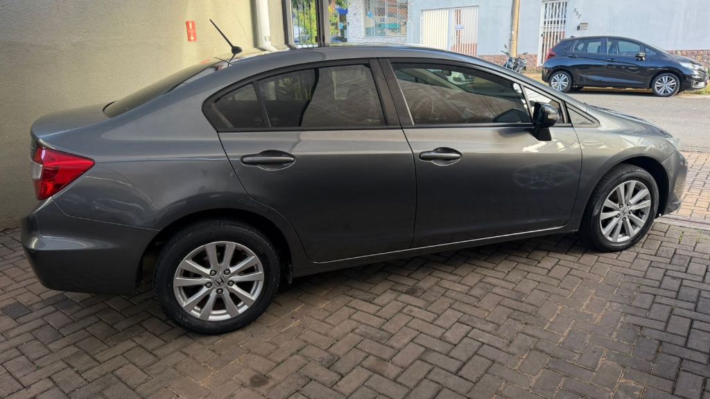 Civic Sedan LXR 2.0 Flexone 16V Aut. 4p — foto 6