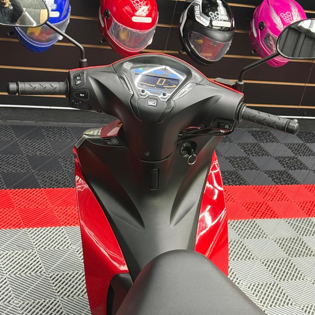 BIZ 125 — foto 4