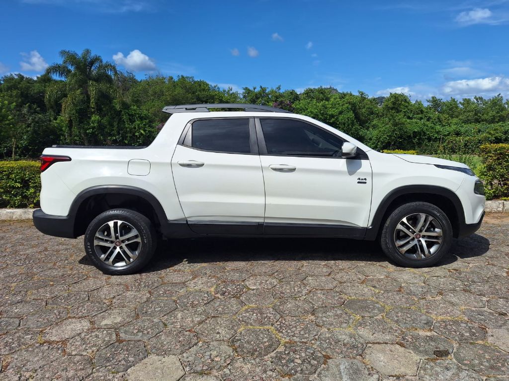 Toro Freedom 2.0 16V 4x4 TB Diesel Aut. — foto 7