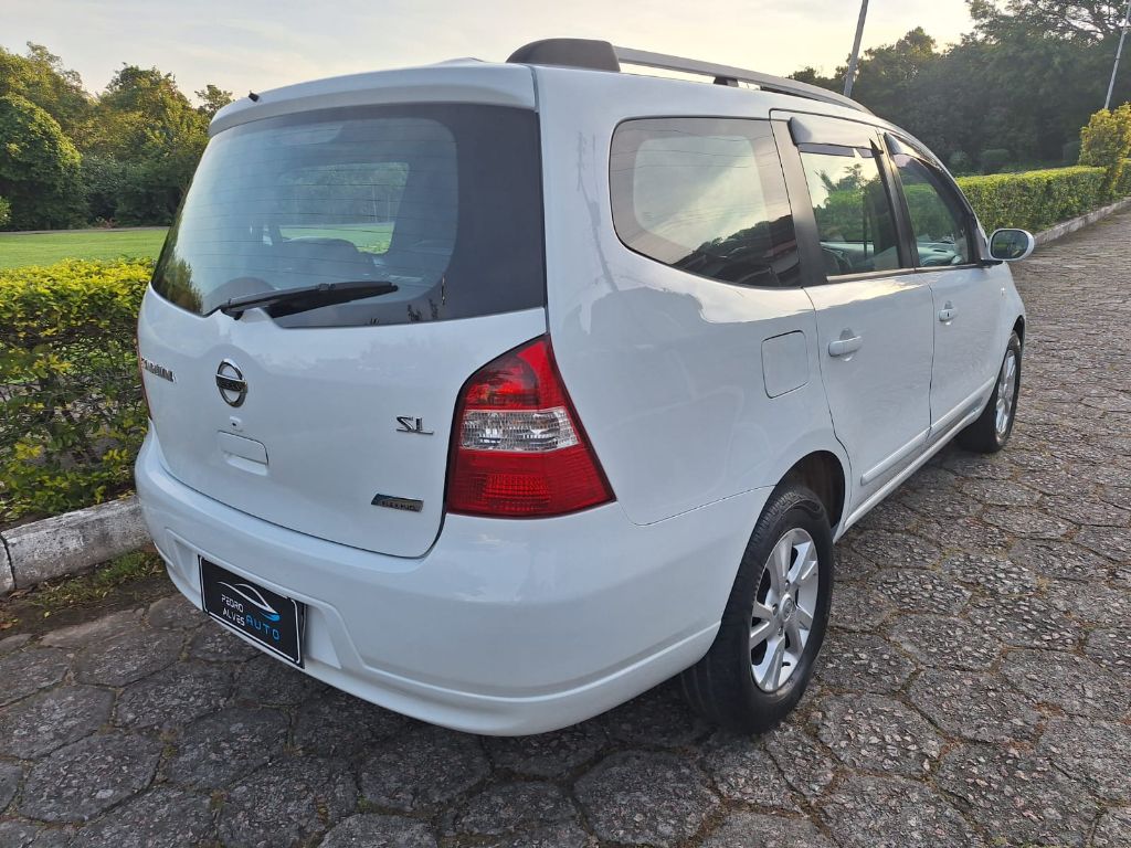 LIVINA GRAND SL 1.8 16V Flex Fuel Aut. — foto 4