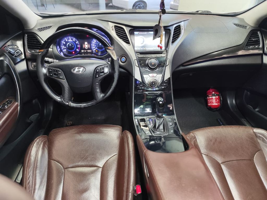 AZERA 3.0 V6 24V 4p Aut. — foto 7