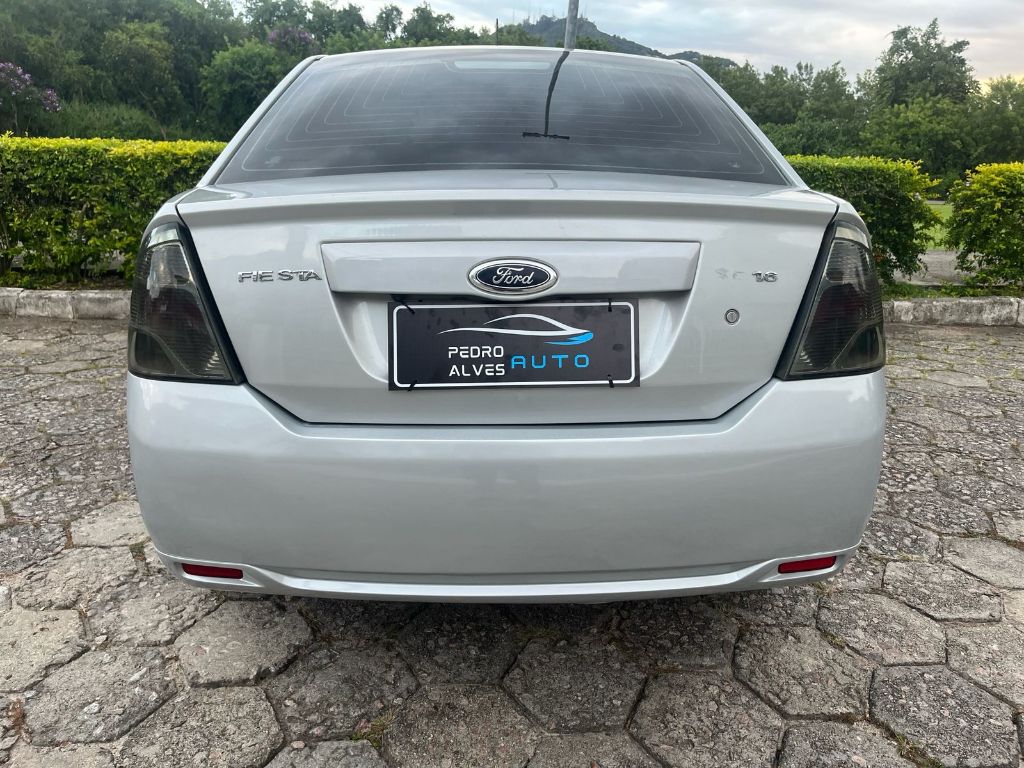 Fiesta Sedan SE 1.6 16V Flex 4p — foto 6