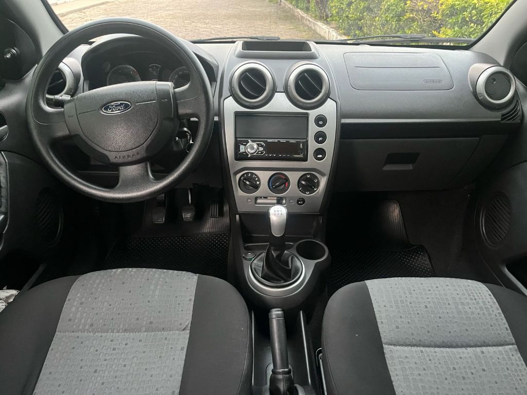 Fiesta Sedan SE 1.6 16V Flex 4p — foto 9