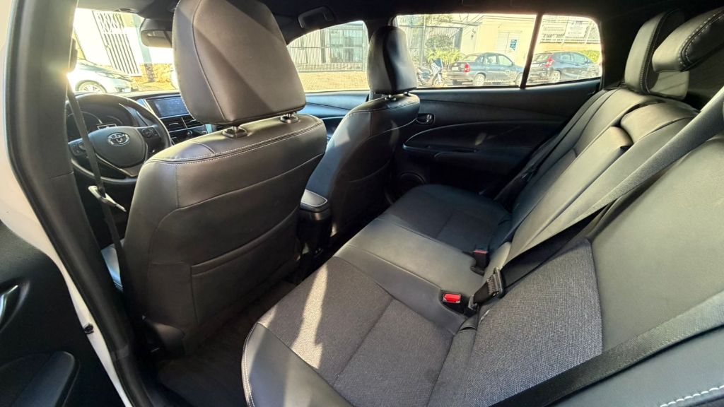 YARIS XS 1.5 Flex 16V 5p Aut. — foto 10