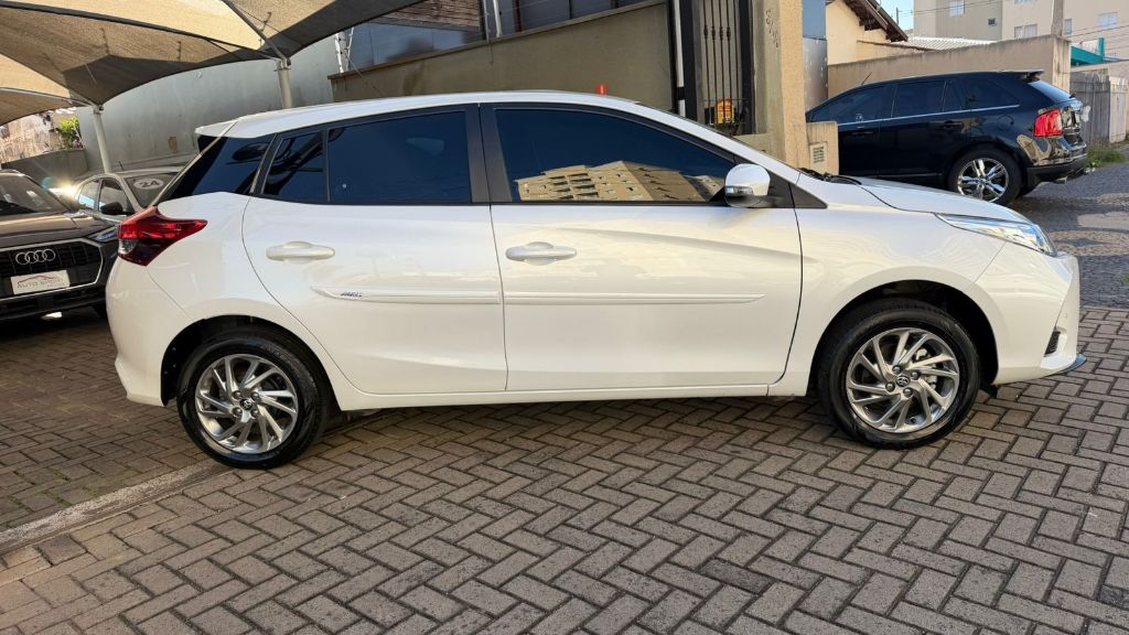 YARIS XS 1.5 Flex 16V 5p Aut. — foto 7