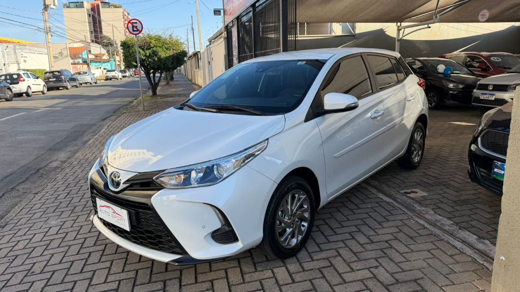YARIS XS 1.5 Flex 16V 5p Aut. — foto 3