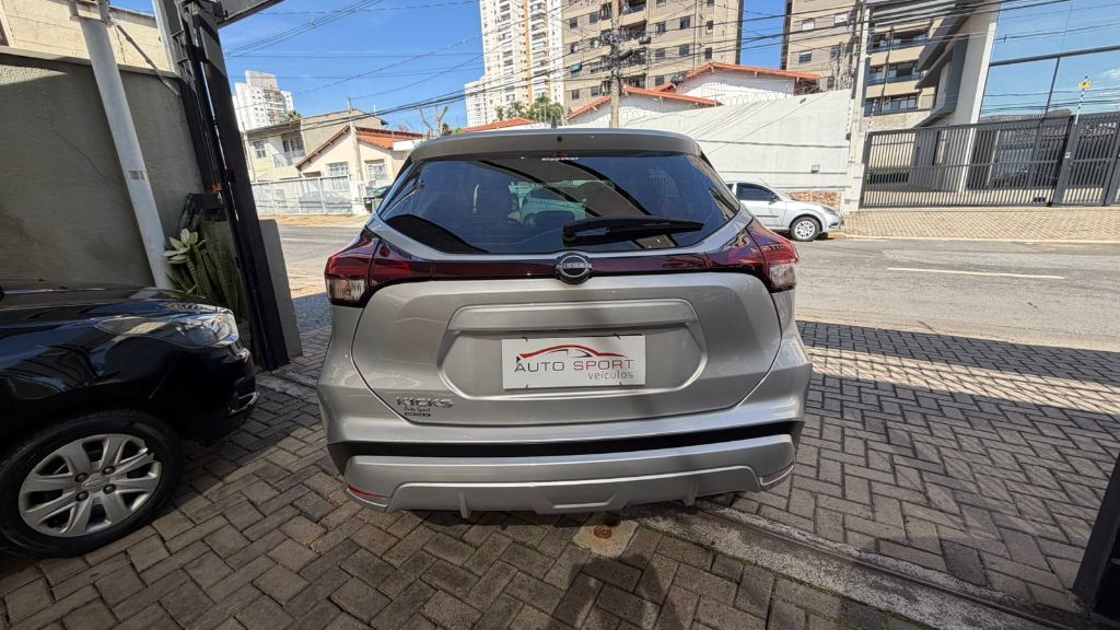 KICKS Sense 1.6 16V Flex Aut. — foto 5
