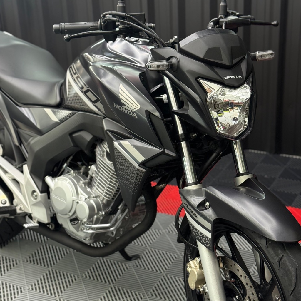 CB 250 TWISTER/FLEXONE — foto 3