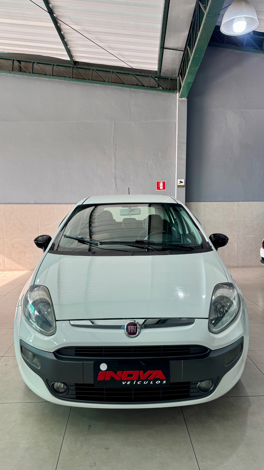 Punto ESSENCE 1.6 Flex 16V 5p — foto 1