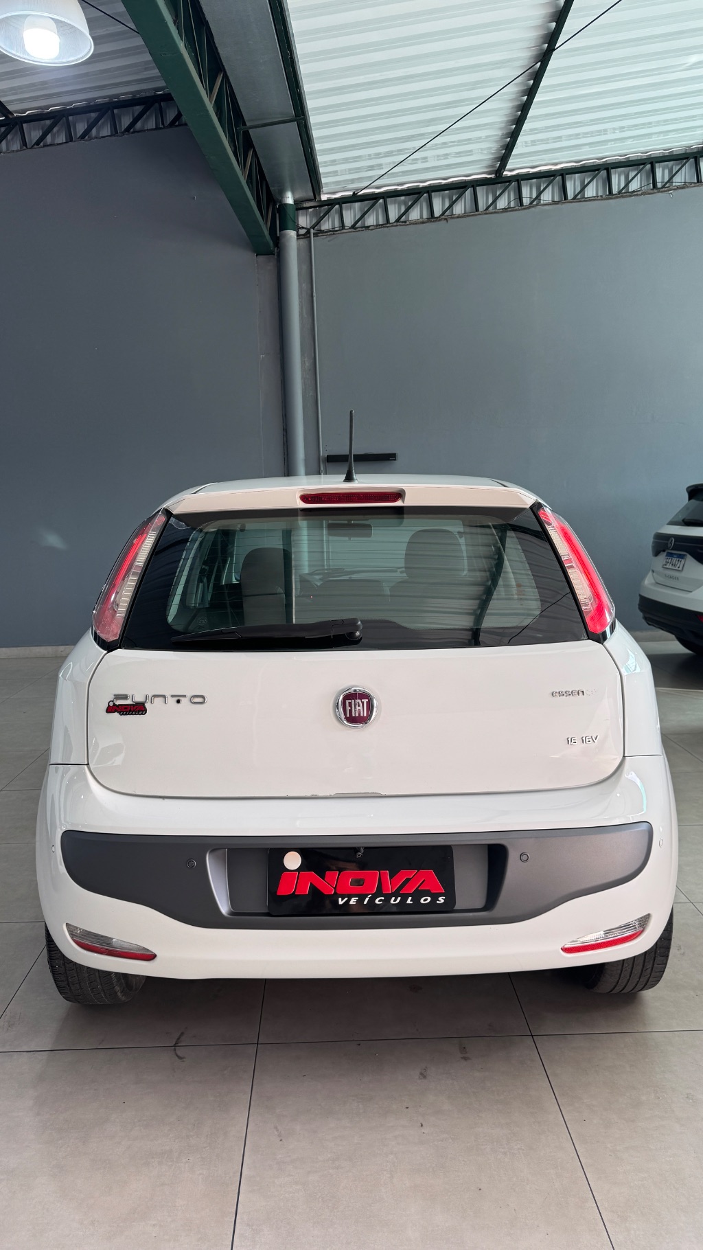Punto ESSENCE 1.6 Flex 16V 5p — foto 9