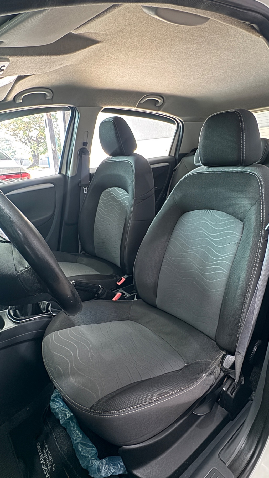 Punto ESSENCE 1.6 Flex 16V 5p — foto 4