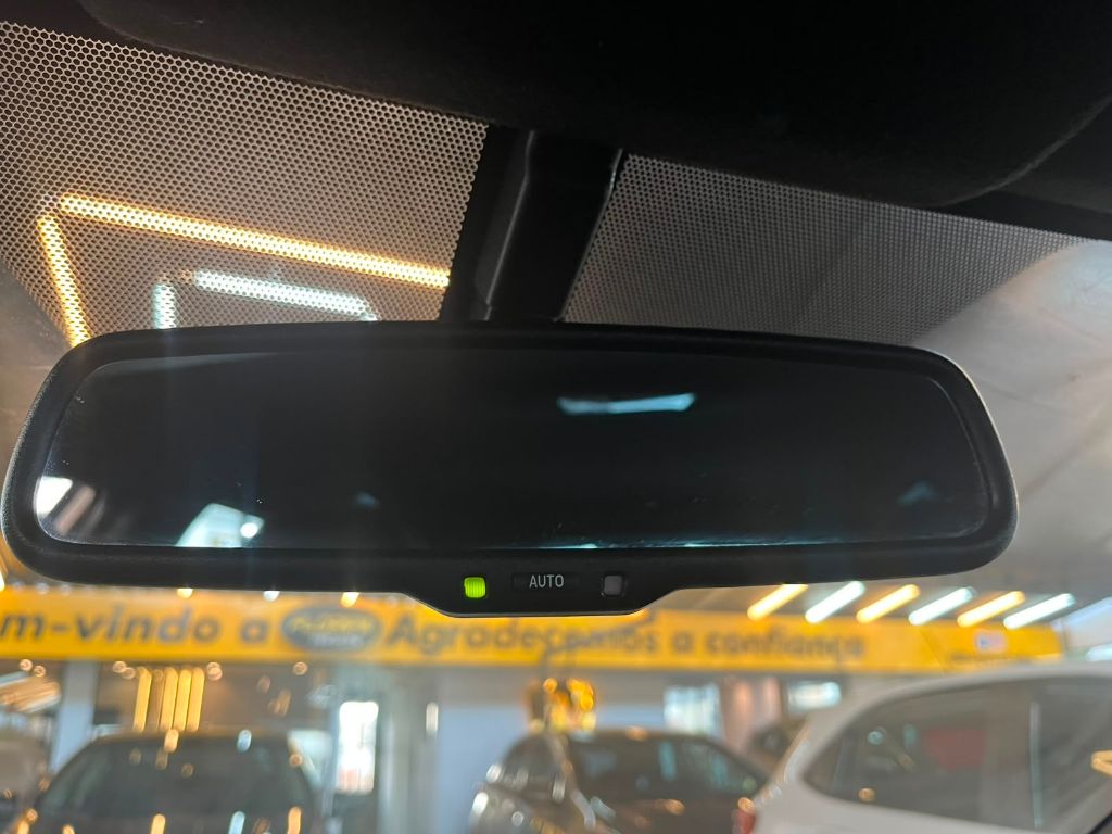 YARIS XL 1.3 Flex 16V 5p Mec. — foto 13