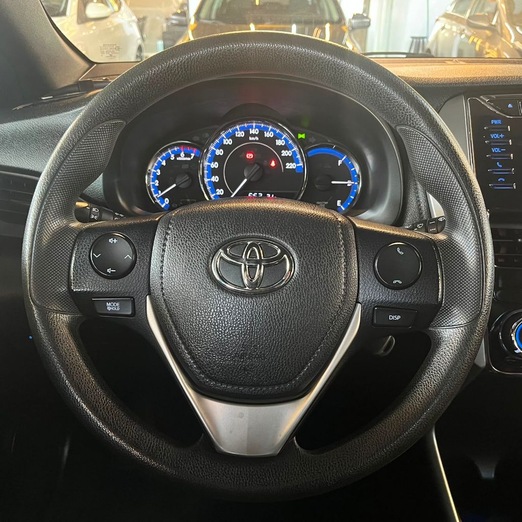 YARIS XL 1.3 Flex 16V 5p Mec. — foto 18