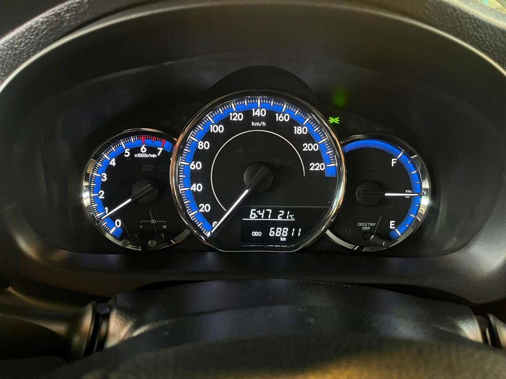 YARIS XL 1.3 Flex 16V 5p Mec. — foto 12
