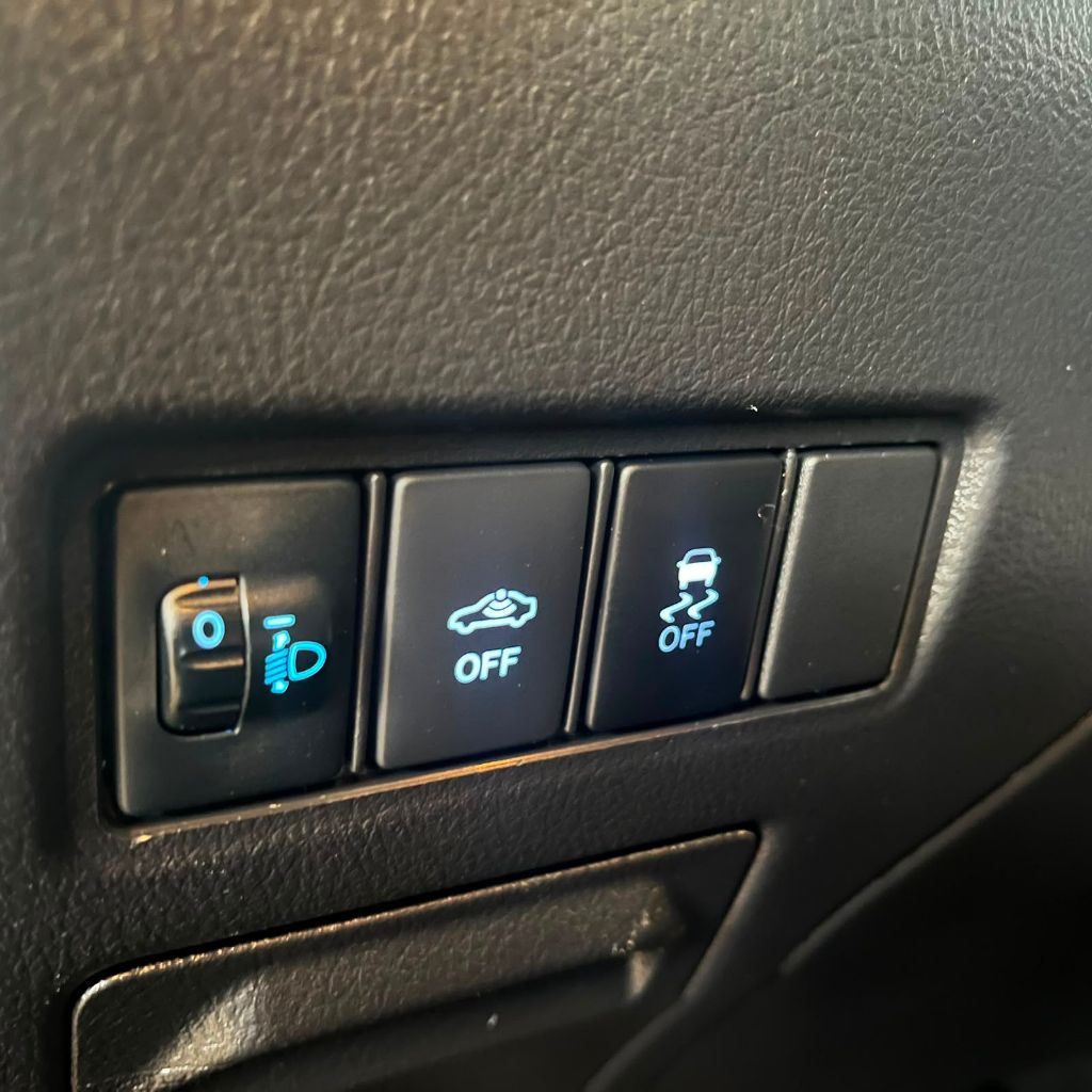 YARIS XL 1.3 Flex 16V 5p Mec. — foto 21