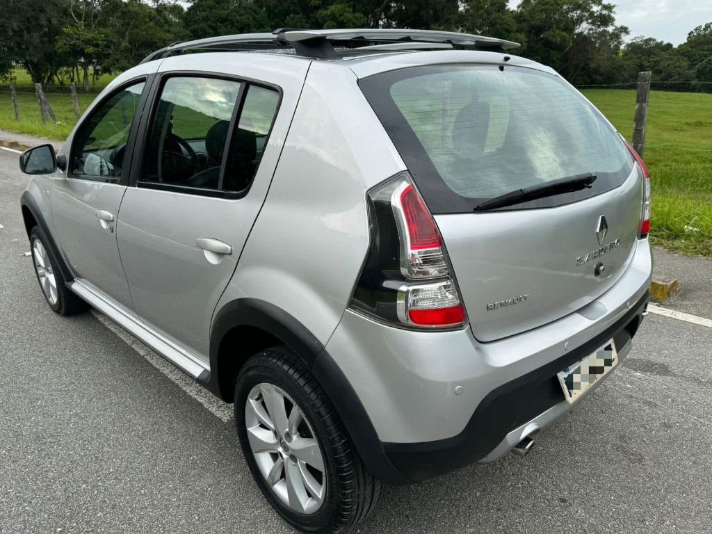 SANDERO STEPWAY Hi-Flex 1.6 16V 5p Aut. — foto 5